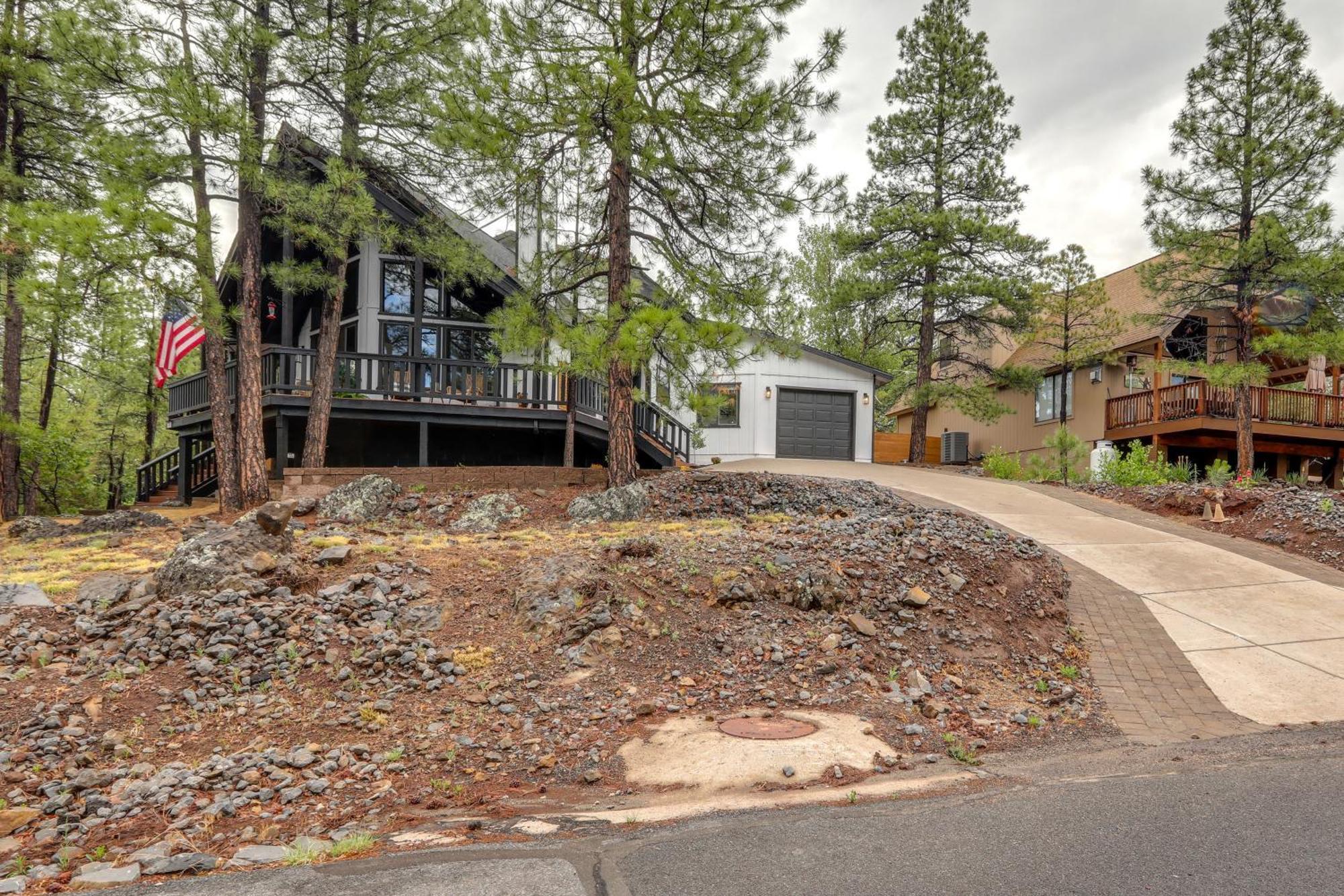 Munds Park Cabin With Poker Room And Wraparound Deck! Exterior photo