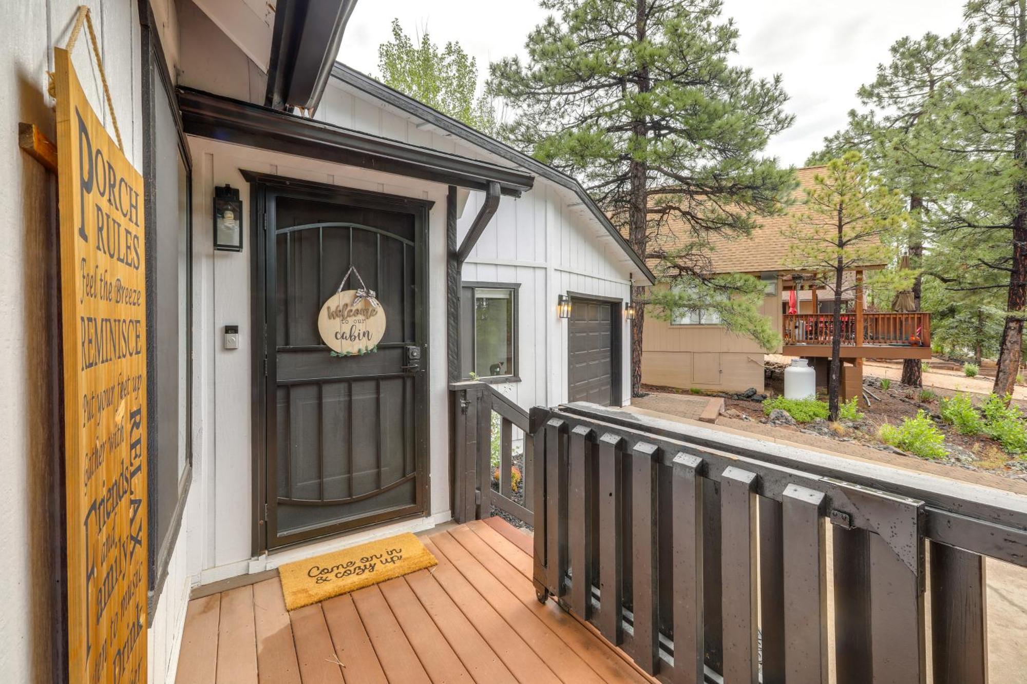 Munds Park Cabin With Poker Room And Wraparound Deck! Exterior photo