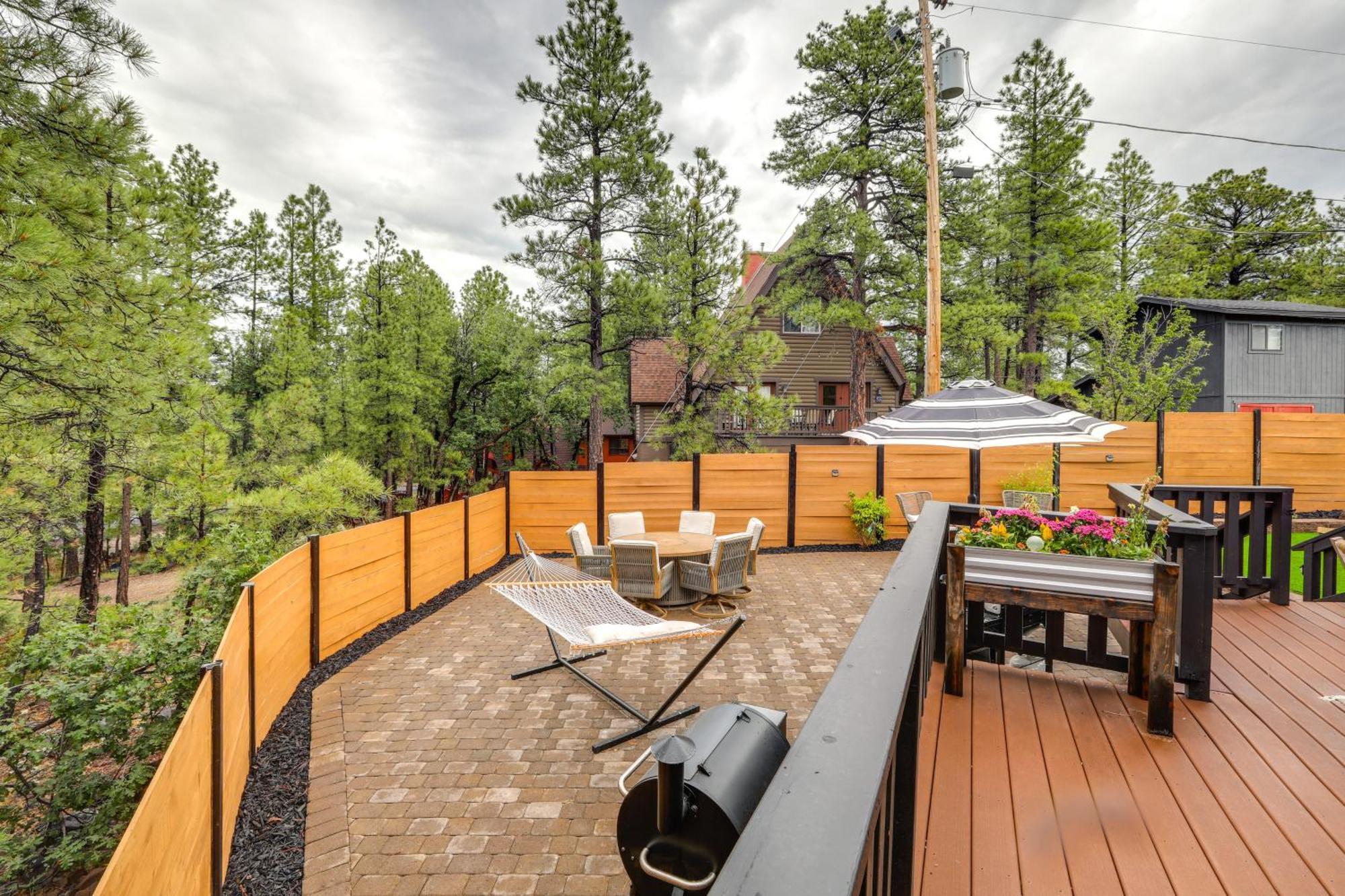 Munds Park Cabin With Poker Room And Wraparound Deck! Exterior photo